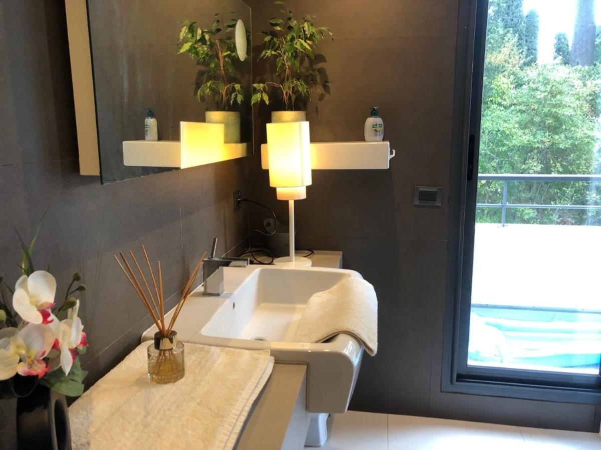 Appartement Montfleury, 2 Terrasses, 2 Chambres , 2 Sdb , Pkg Prive Piscine, 15 Min Walk To Croisette Beach And Palais Des Festivals Канны Экстерьер фото